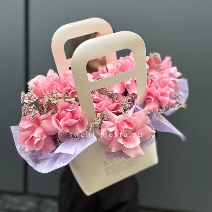 Сумочка розовых роз "Плинки" в Рыбинске