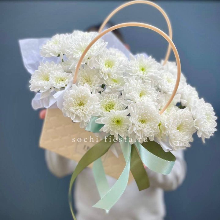 Сумочка с хризантемами в Рыбинске