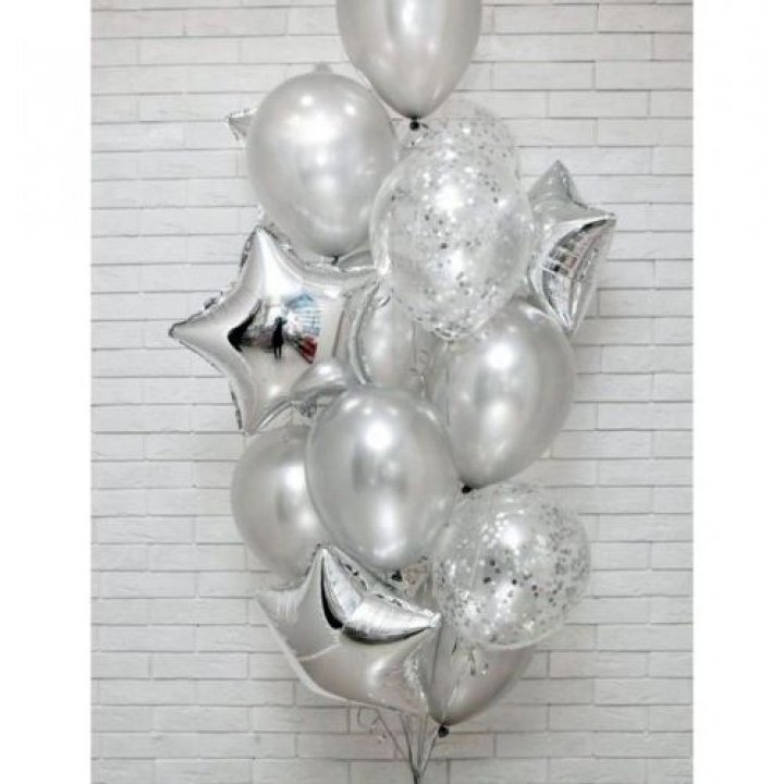 Фонтан шаров "Сильвер мун" в Рыбинске