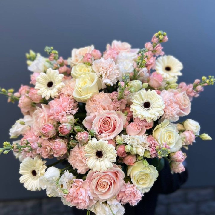 Авторский букет "Нежный" в Рыбинске