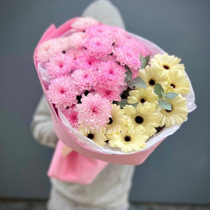 Дуо хризантем и гербер в Рыбинске