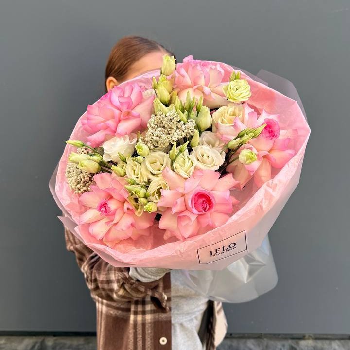 Букет "Розы с эустомой" в Рыбинске