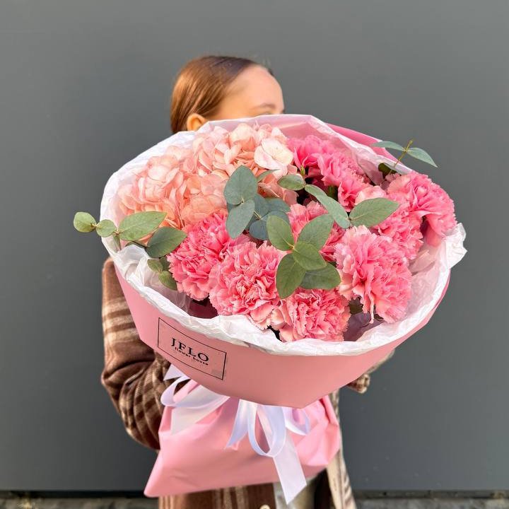 Дуо диантусы и гортензия в Рыбинске