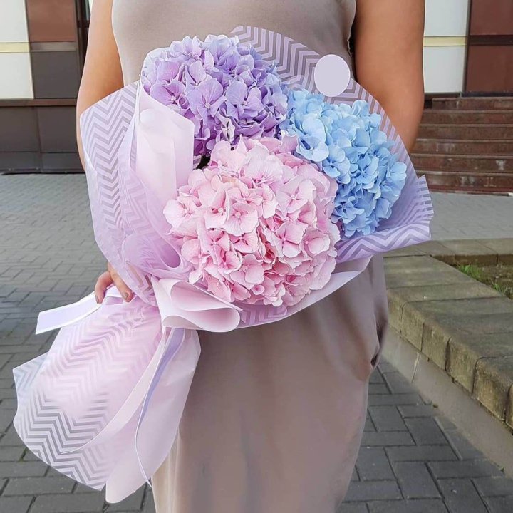 Букет гортензий "Пуф" в Рыбинске