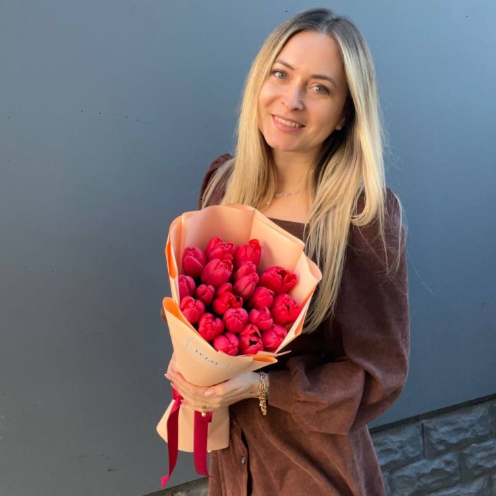  19 красных тюльпанов в Рыбинске