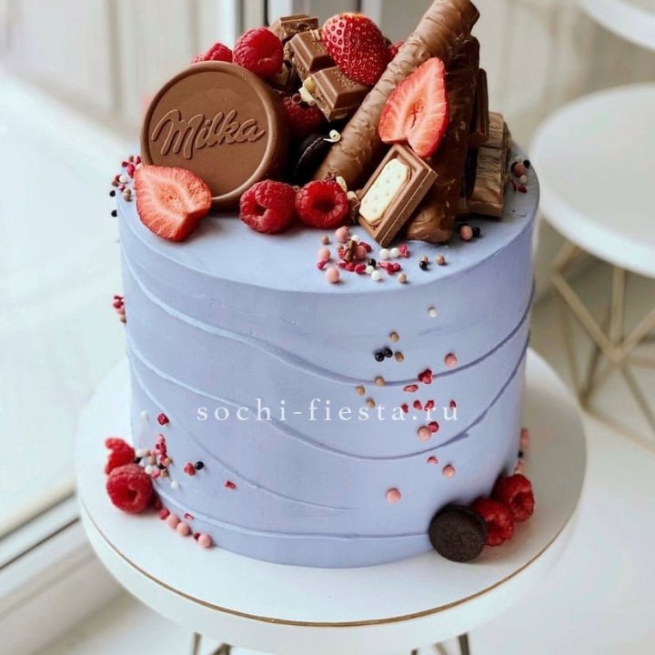 Торт "Milka's world" в Рыбинске