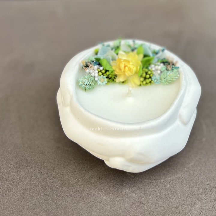 Свеча ароматическая в гипсе Руки в Рыбинске