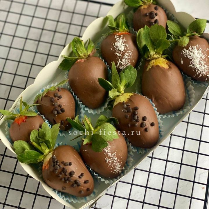 Клубника в шоколаде 10 ягод в Рыбинске