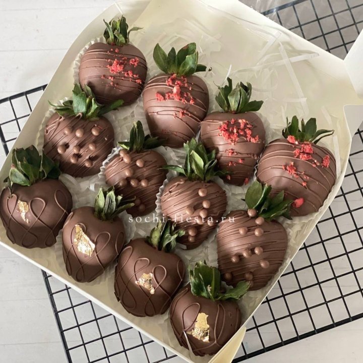 Клубника в шоколаде 12 ягод в Рыбинске