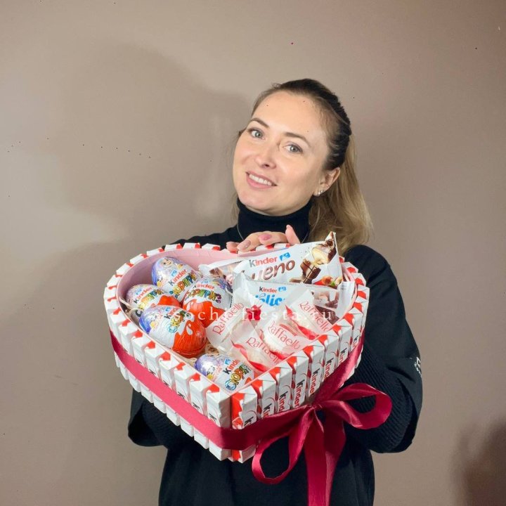 Подарочный набор сердце с Киндерами в Рыбинске