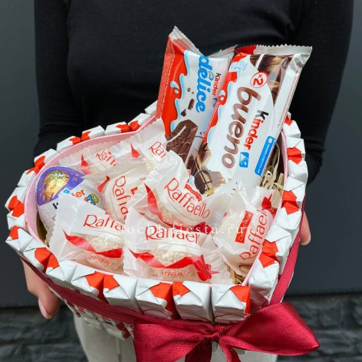 Подарочный набор сердце с Киндерами и Рафаэлло в Рыбинске