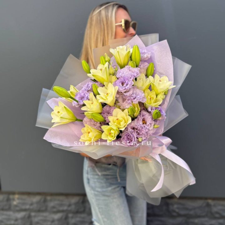  Букет лилий и эустом в Рыбинске