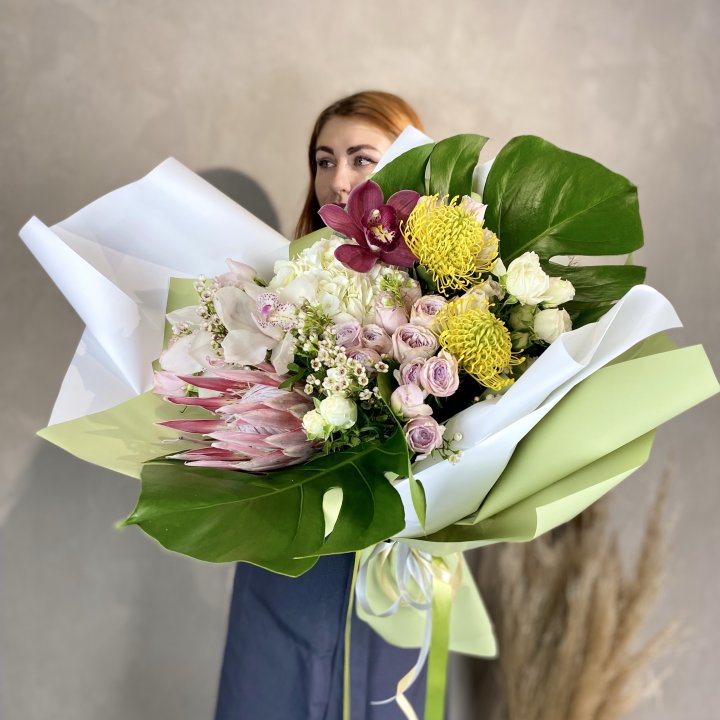 Дизайнерский букет экзотики в Рыбинске