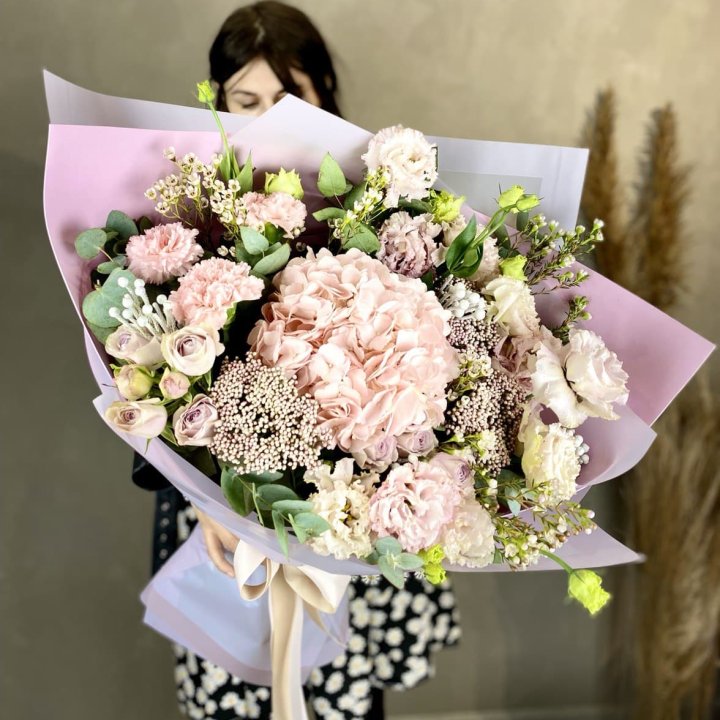 Дизайнерский букет "Трели кримс" в Рыбинске