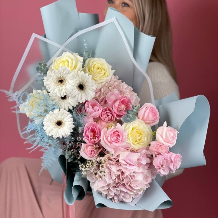 Дизайнерский букет "Адель" в Рыбинске