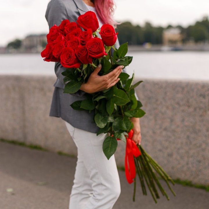 15 метровых голландских роз в Рыбинске