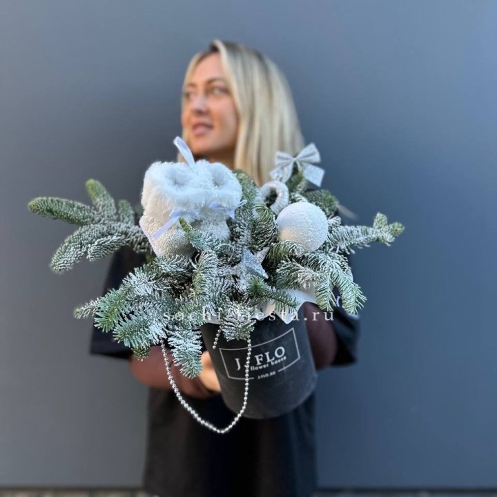 Новогодний бокс "Ботс вайт" в Рыбинске