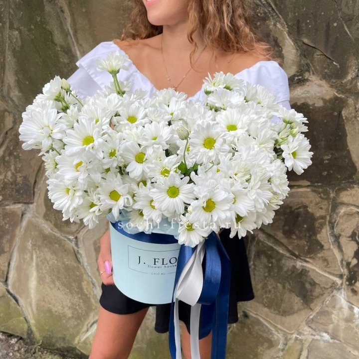 Коробка с хризантемами №2 в Рыбинске