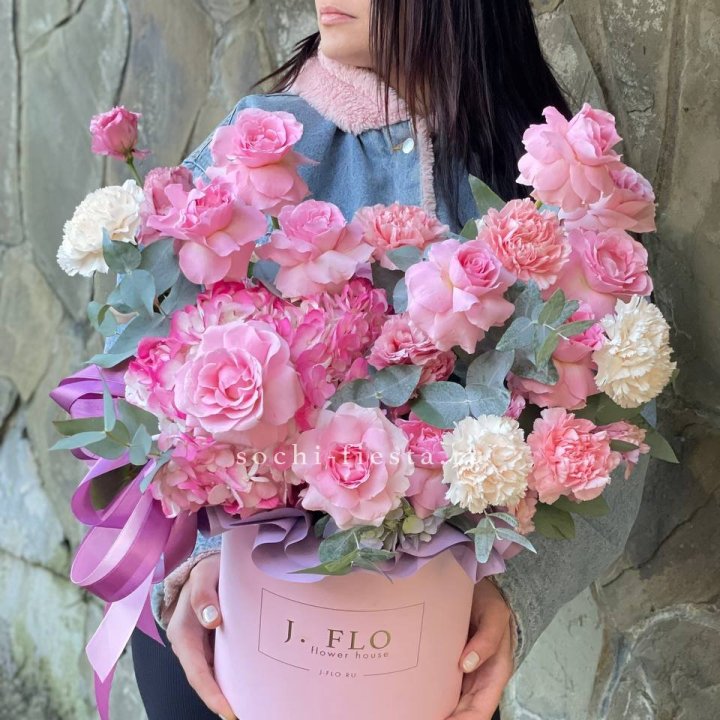 Цветочный бокс "Эсмиральда" в Рыбинске