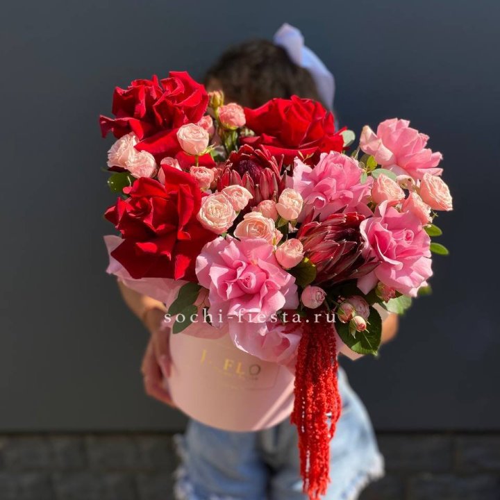 Дизайнерский цилиндр "Густо" в Рыбинске