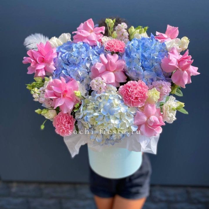 Коробка с цветами "Лемия" в Рыбинске