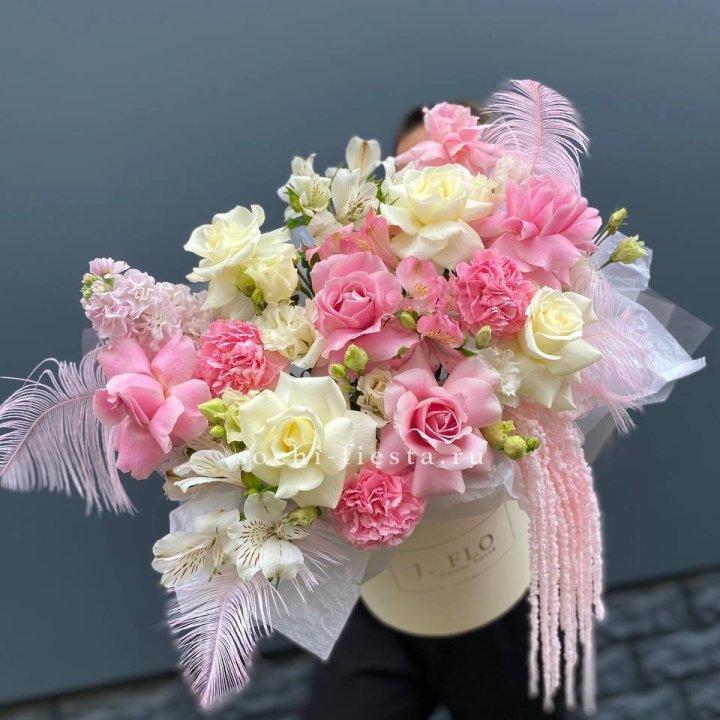 Дизайнерский бокс "Ловели" в Рыбинске