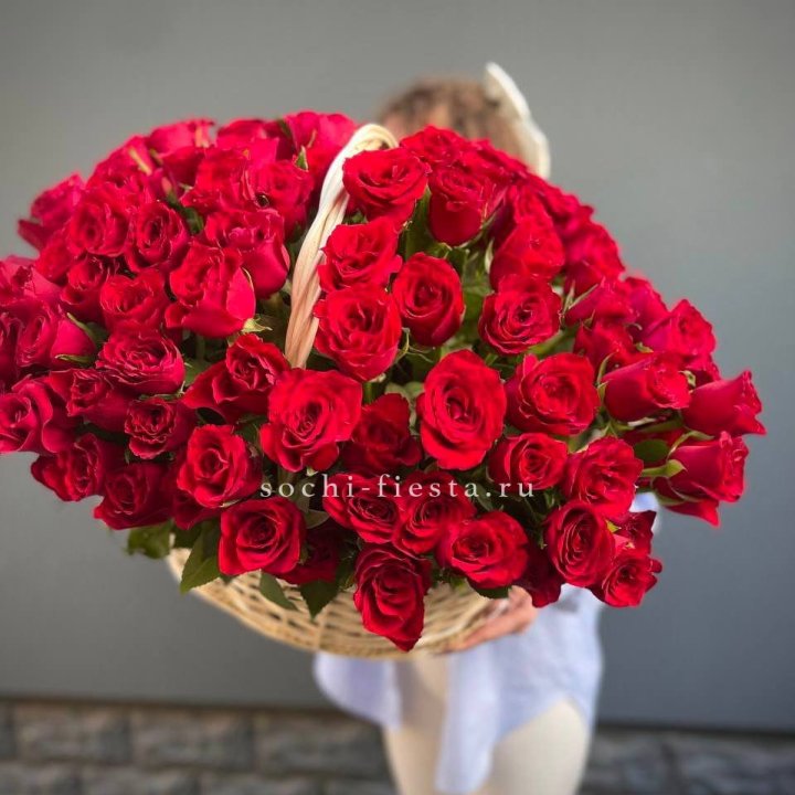 121 красная роза в корзине   в Рыбинске
