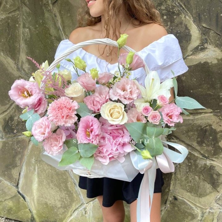 Авторская корзина "Миа" в Рыбинске