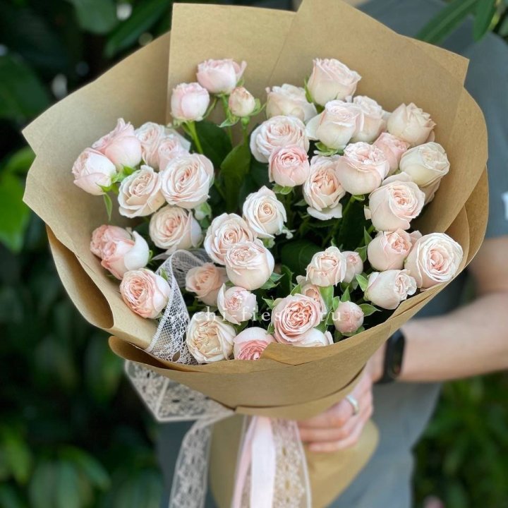 Кустовые розы букет №1 в Рыбинске