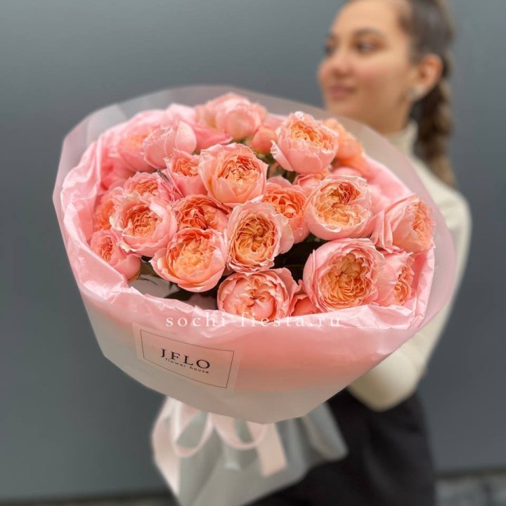 Букет из пионовидных роз Джульетта в Рыбинске