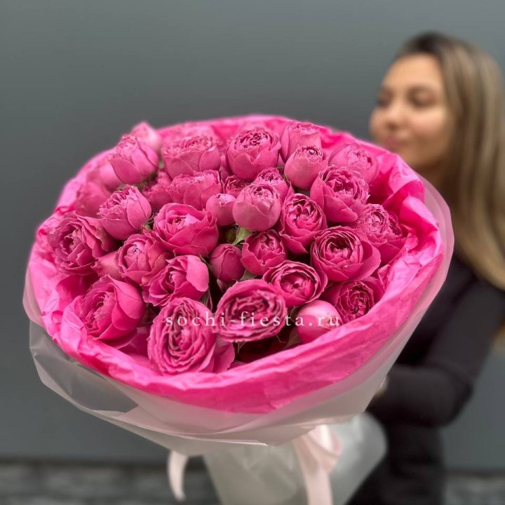 Букет из пионовидных роз  в Рыбинске