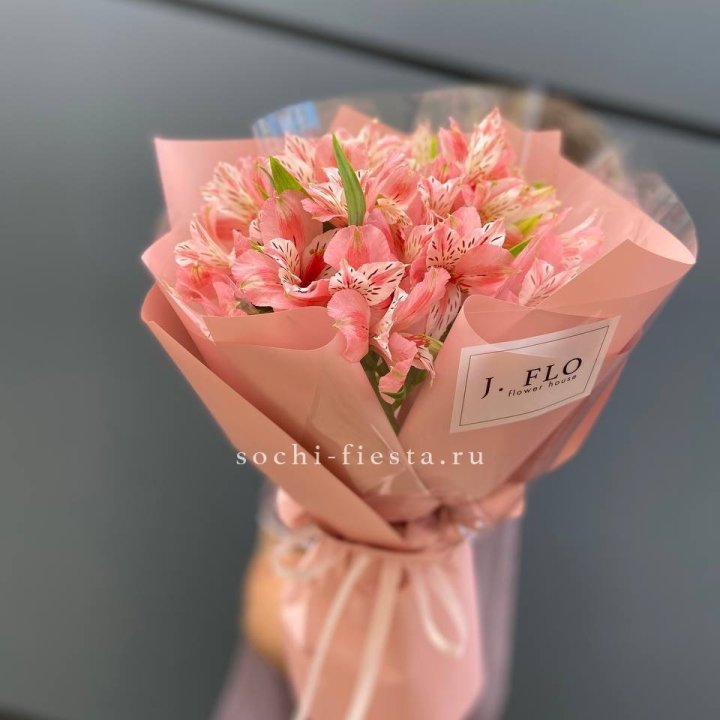 Букет альстромерий розовых в Рыбинске