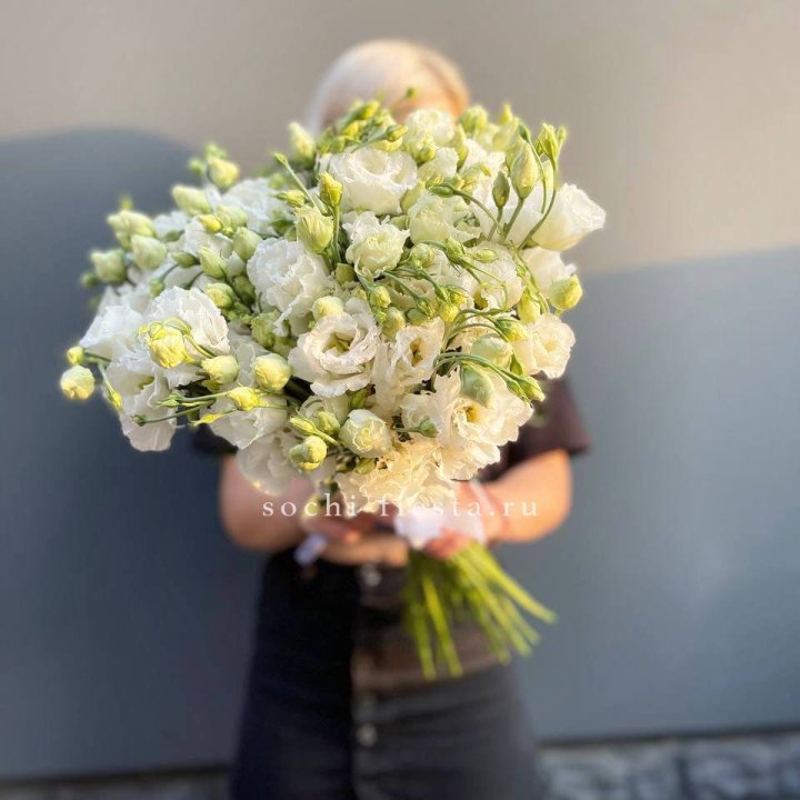 Букет эустом под ленту  в Рыбинске