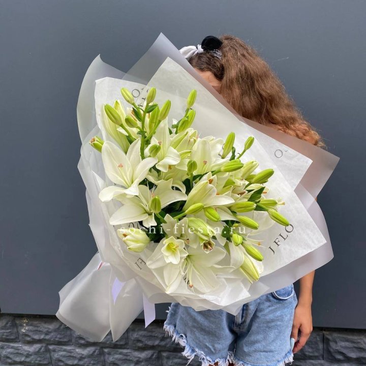 Букет  лилий "Воздушный"  в Рыбинске