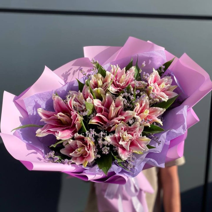 Букет пионовидных лилий №4 в Рыбинске