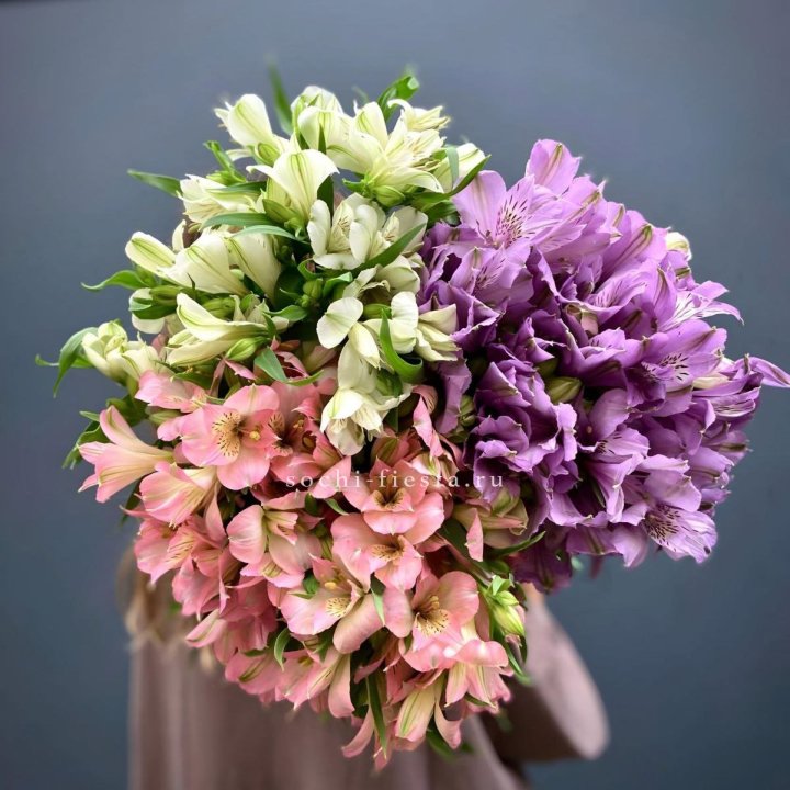 Охапка Альстромерии в Рыбинске