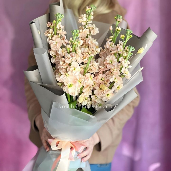 Букет ароматной маттиоллы №2 в Рыбинске