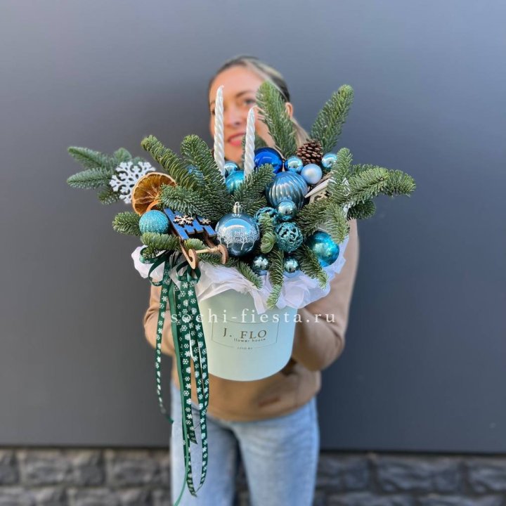 Композиция "Мери крисмас блю" в Рыбинске