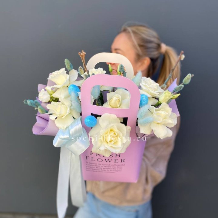 Цветочная сумочка "Пасхальная композиция" в Рыбинске