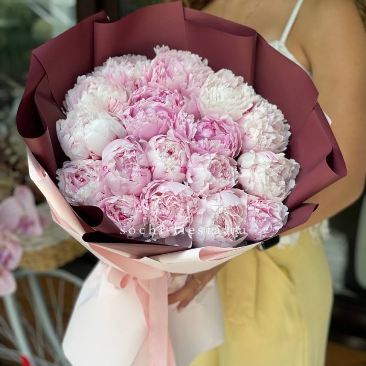Букет 17 зефирных пионов в Рыбинске