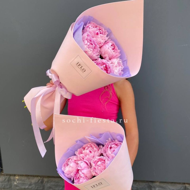 Букет из 5 пионов в Рыбинске