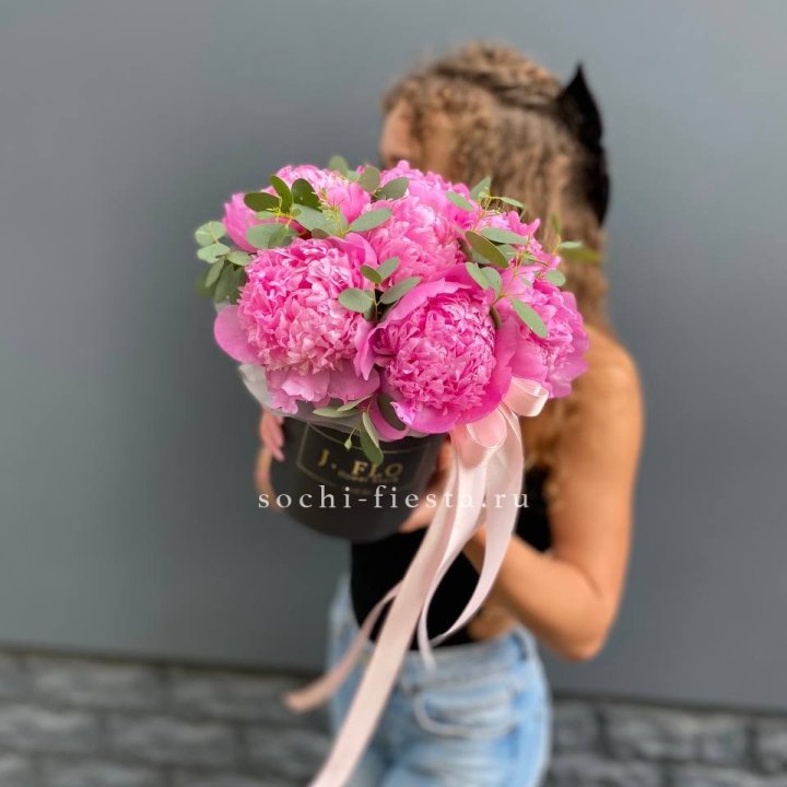 Дизайнерский цилиндр "Фломени" в Рыбинске