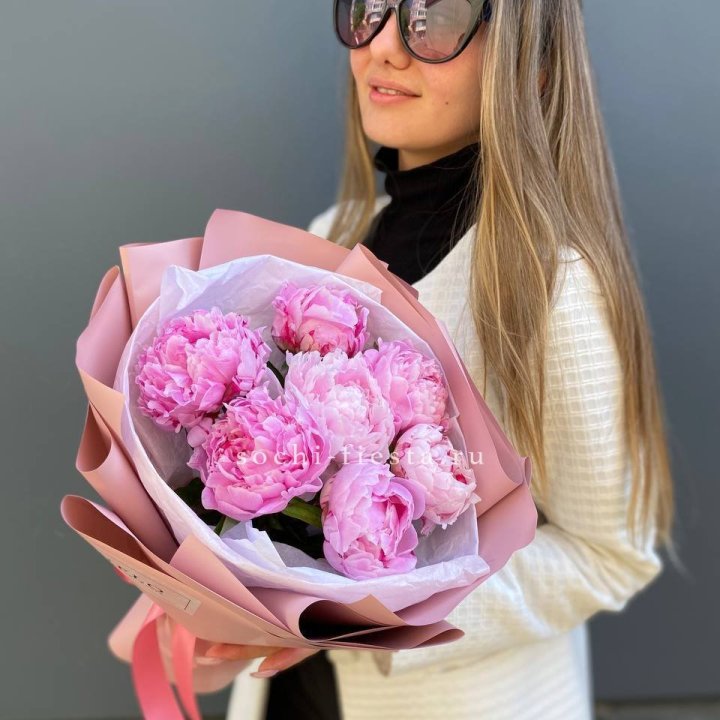 7 пионов в оформлении в Рыбинске