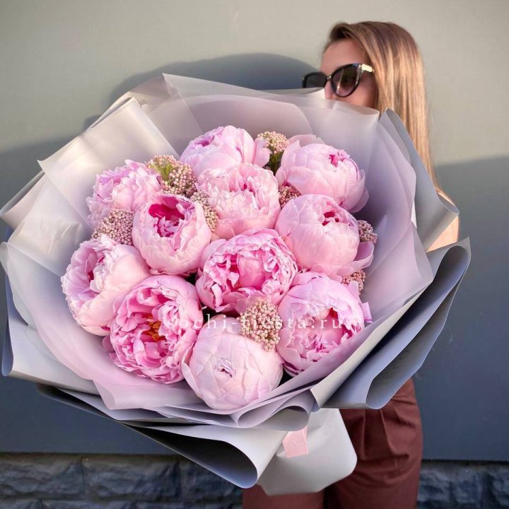 Букет с пионами "Стайл" в Рыбинске