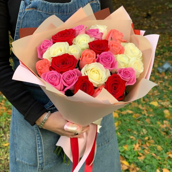 25 роз "Карусель" в Рыбинске