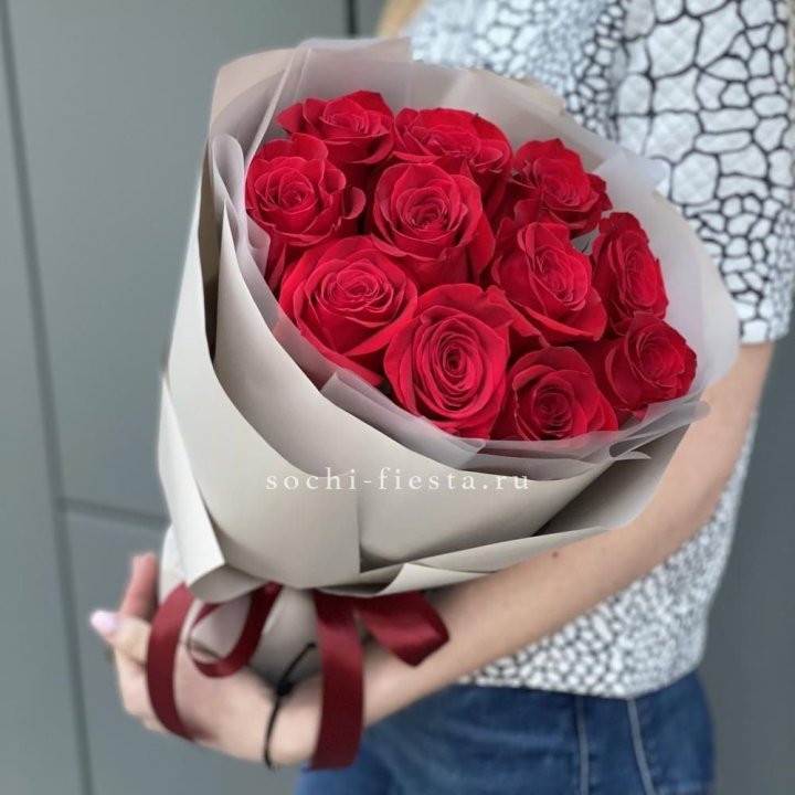 Букет красных роз "Рози" в Рыбинске