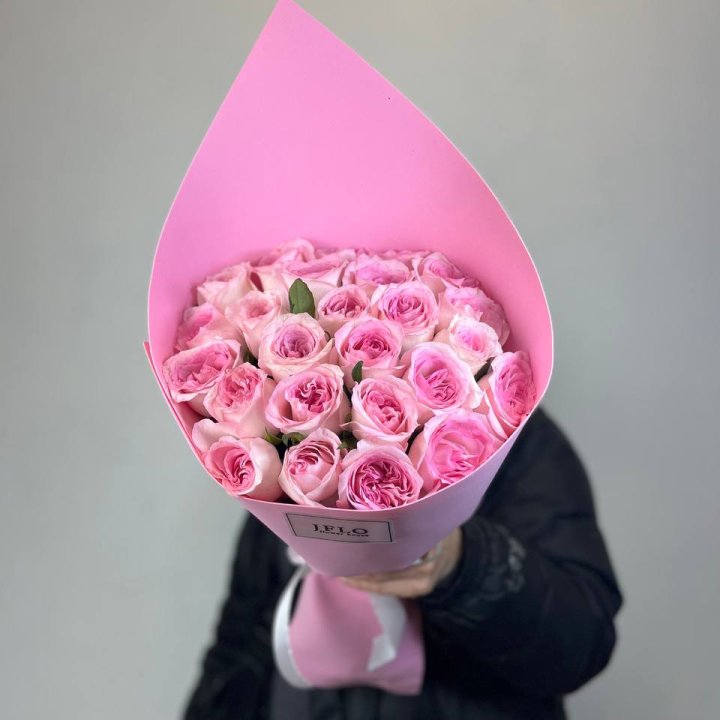 25 нежных роз в Рыбинске