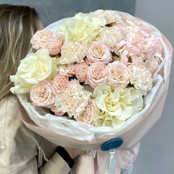 Дизайнерский букет "Джентел" в Рыбинске