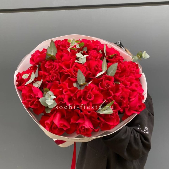 23 Красных французских роз в Рыбинске