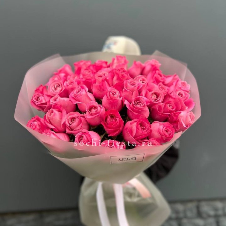 Роза малиновая в Рыбинске